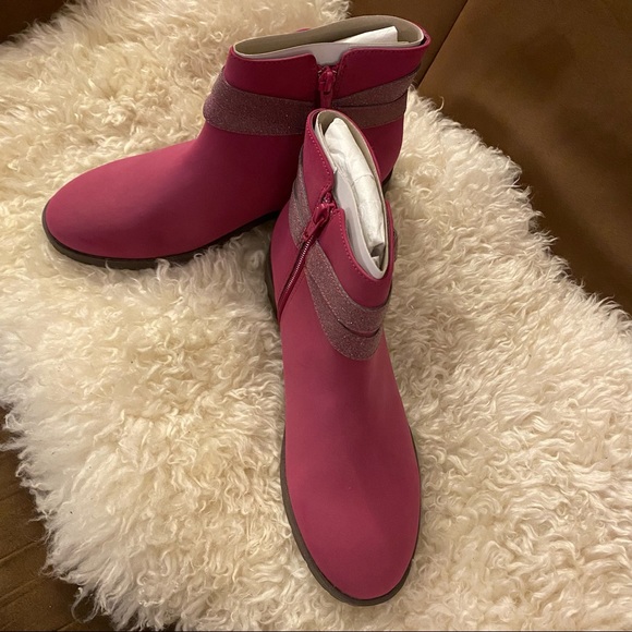 Lands’ end girl ankle wrap bootie - Picture 3 of 6